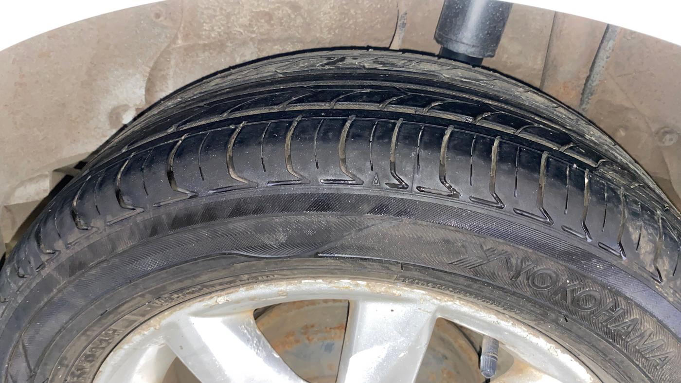 2014 Tata Zest XT PETROL, Petrol, Manual, 90,331 km, Left Rear Tyre Tread