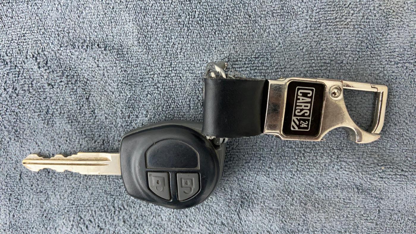2014 Maruti Swift VXI D, Petrol, Manual, 17,908 km, Key Close Up