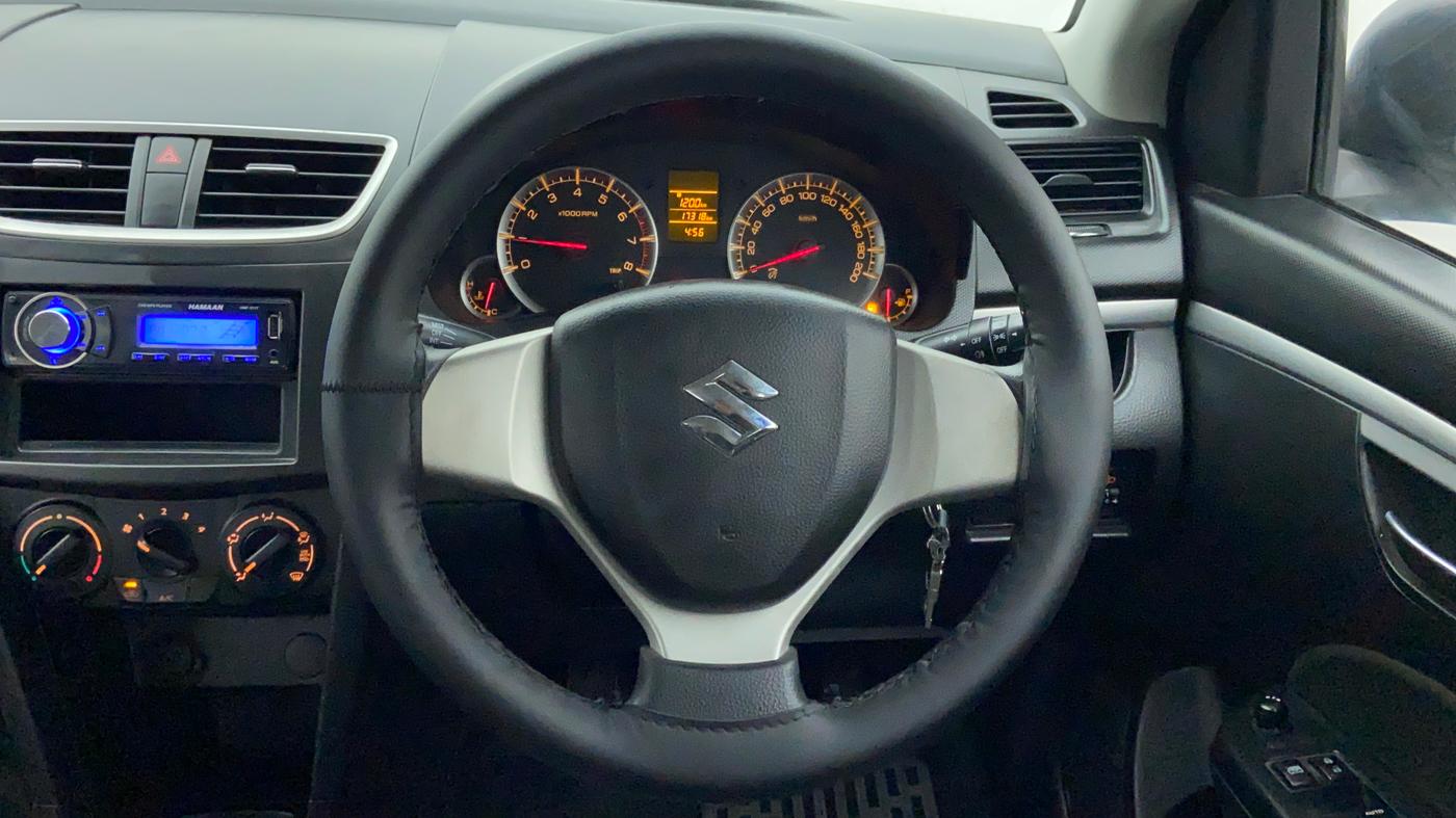 2014 Maruti Swift VXI D, Petrol, Manual, 17,908 km, Steering Wheel Close Up