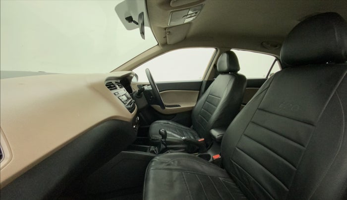 2015 Hyundai Elite i20 MAGNA 1.2, Petrol, Manual, 59,511 km, Right Side Front Door Cabin
