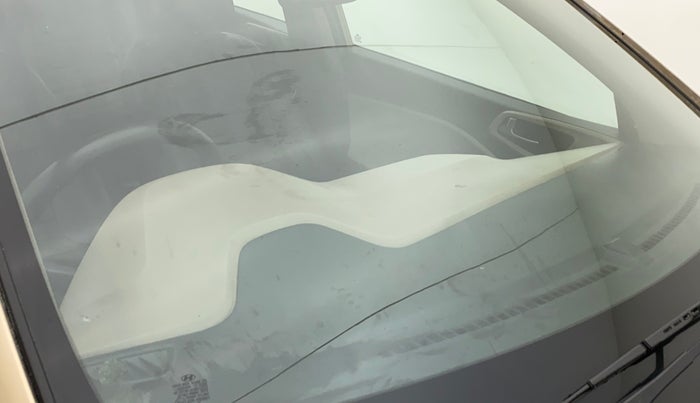 2015 Hyundai Elite i20 MAGNA 1.2, Petrol, Manual, 59,511 km, Front windshield - Minor spot on windshield