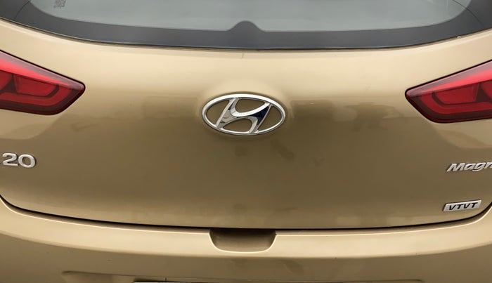 2015 Hyundai Elite i20 MAGNA 1.2, Petrol, Manual, 59,511 km, Dicky (Boot door) - Paint has minor damage