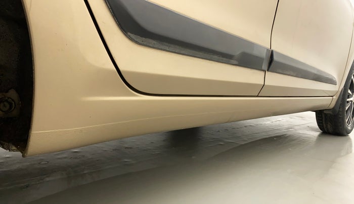 2015 Hyundai Elite i20 MAGNA 1.2, Petrol, Manual, 59,511 km, Right running board - Slightly rusted