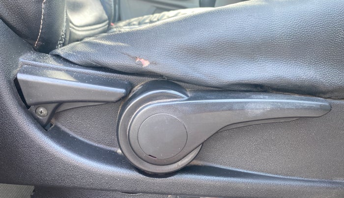 2019 Tata Tiago XZ PLUS PETROL, Petrol, Manual, 26,289 km, Driver Side Adjustment Panel