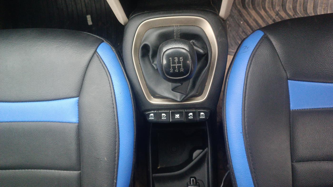 2019 Hyundai NEW SANTRO MAGNA, Petrol, Manual, 53,761 km, Gear Lever
