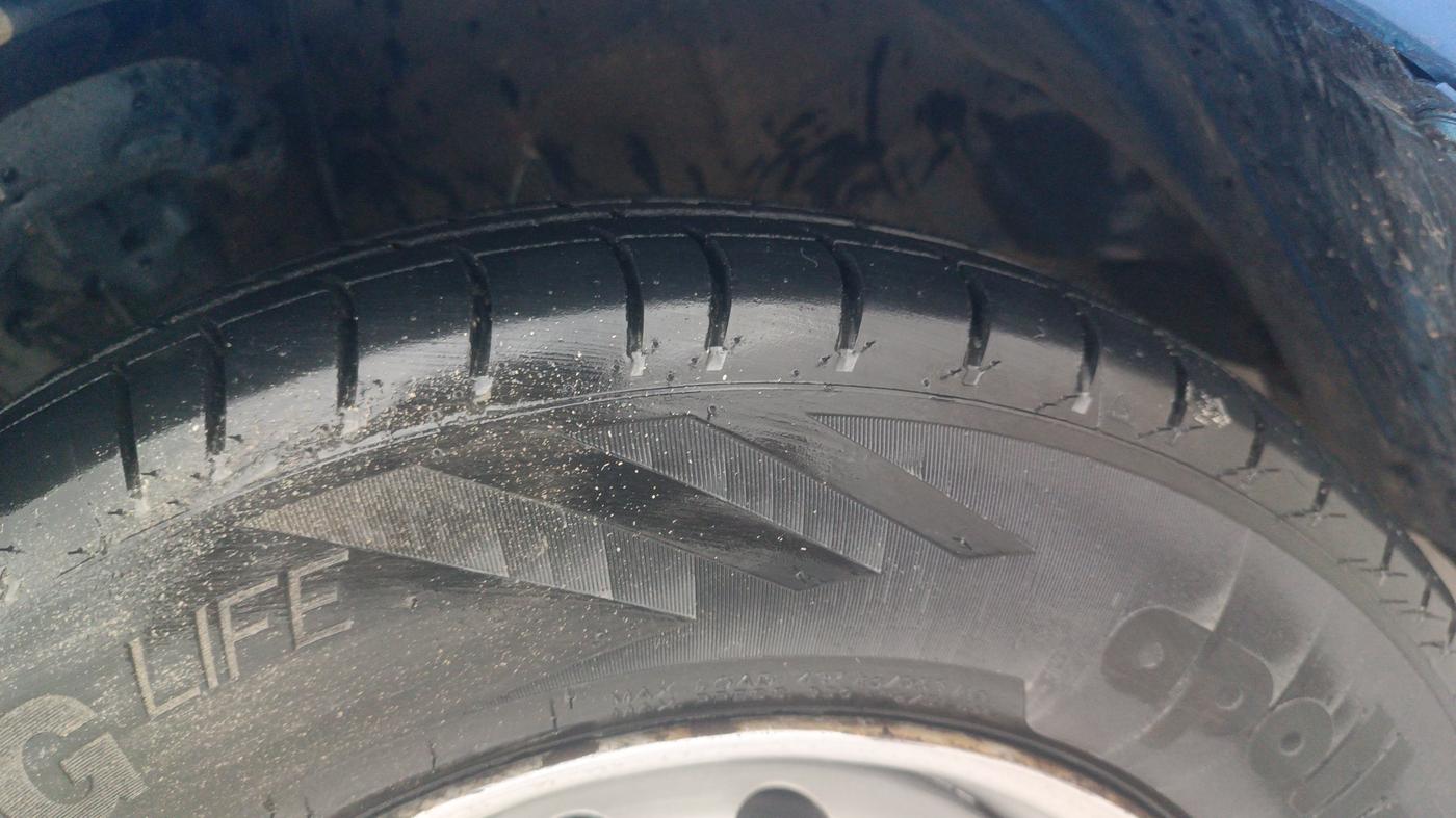 2019 Hyundai NEW SANTRO MAGNA, Petrol, Manual, 53,761 km, Left Front Tyre Tread
