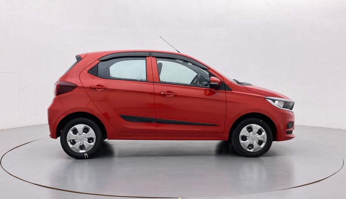2020 Tata Tiago XT 1.2 REVOTRON, Petrol, Manual, 48,402 km, Right Side View