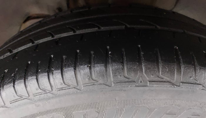 2020 Tata Tiago XT 1.2 REVOTRON, Petrol, Manual, 48,402 km, Left Front Tyre Tread