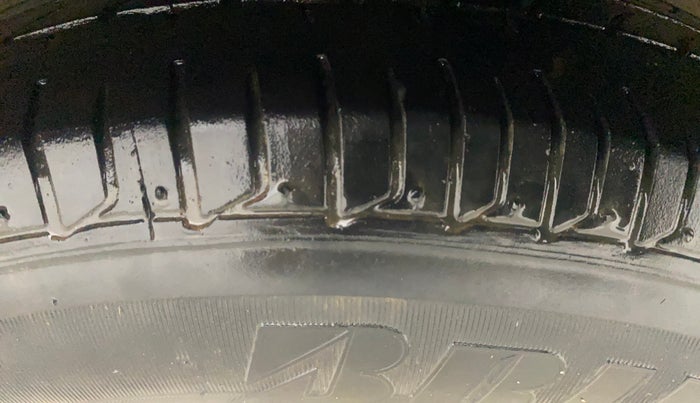 2012 Hyundai i10 SPORTZ 1.2, Petrol, Manual, 62,134 km, Left Rear Tyre Tread