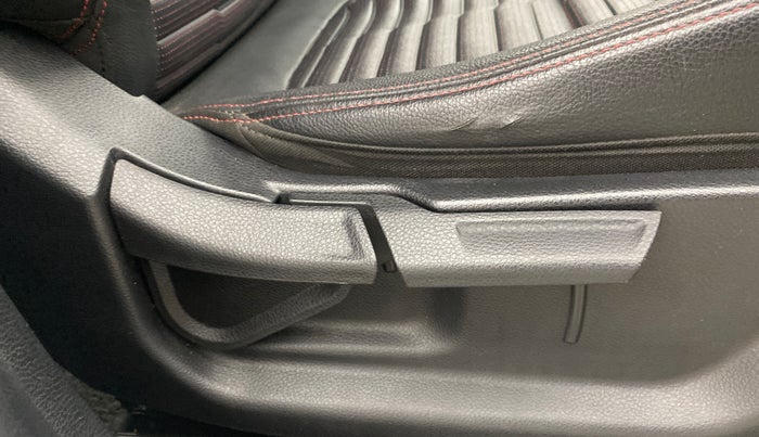 2021 KIA SONET GTX PLUS 1.0 DCT, Petrol, Automatic, 37,099 km, Driver Side Adjustment Panel