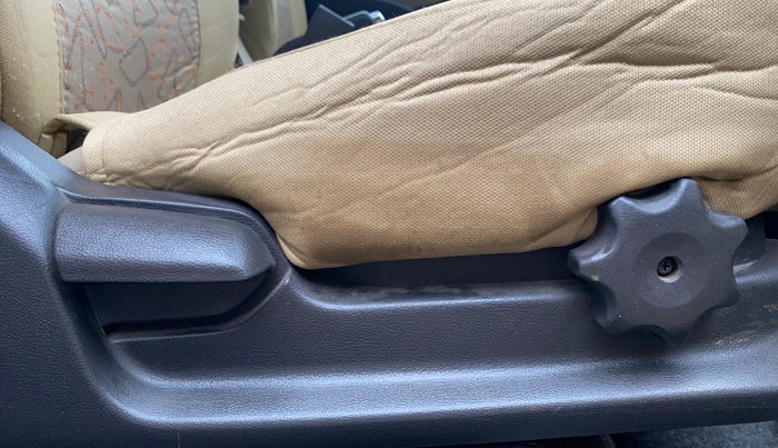 2013 Hyundai Verna FLUIDIC 1.6 VTVT EX, Petrol, Manual, 81,058 km, Driver Side Adjustment Panel