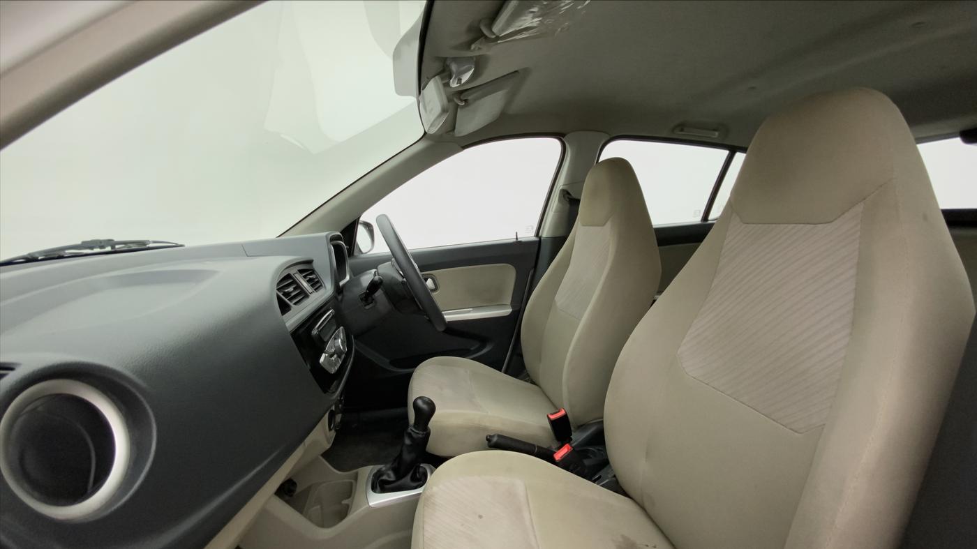 2015 Maruti Alto K10 VXI, CNG, Manual, 49,477 km, Right Side Front Door Cabin