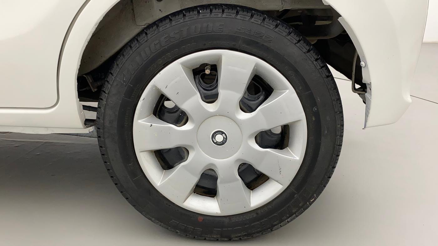 2015 Maruti Alto K10 VXI, CNG, Manual, 49,477 km, Left Rear Wheel