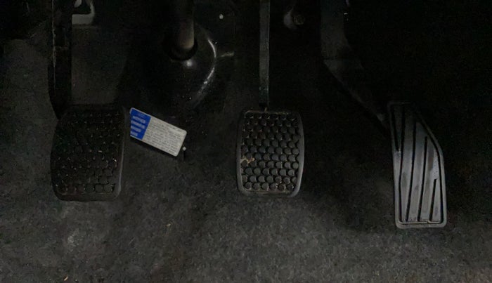 2015 Maruti Alto K10 VXI, CNG, Manual, 49,477 km, Pedals