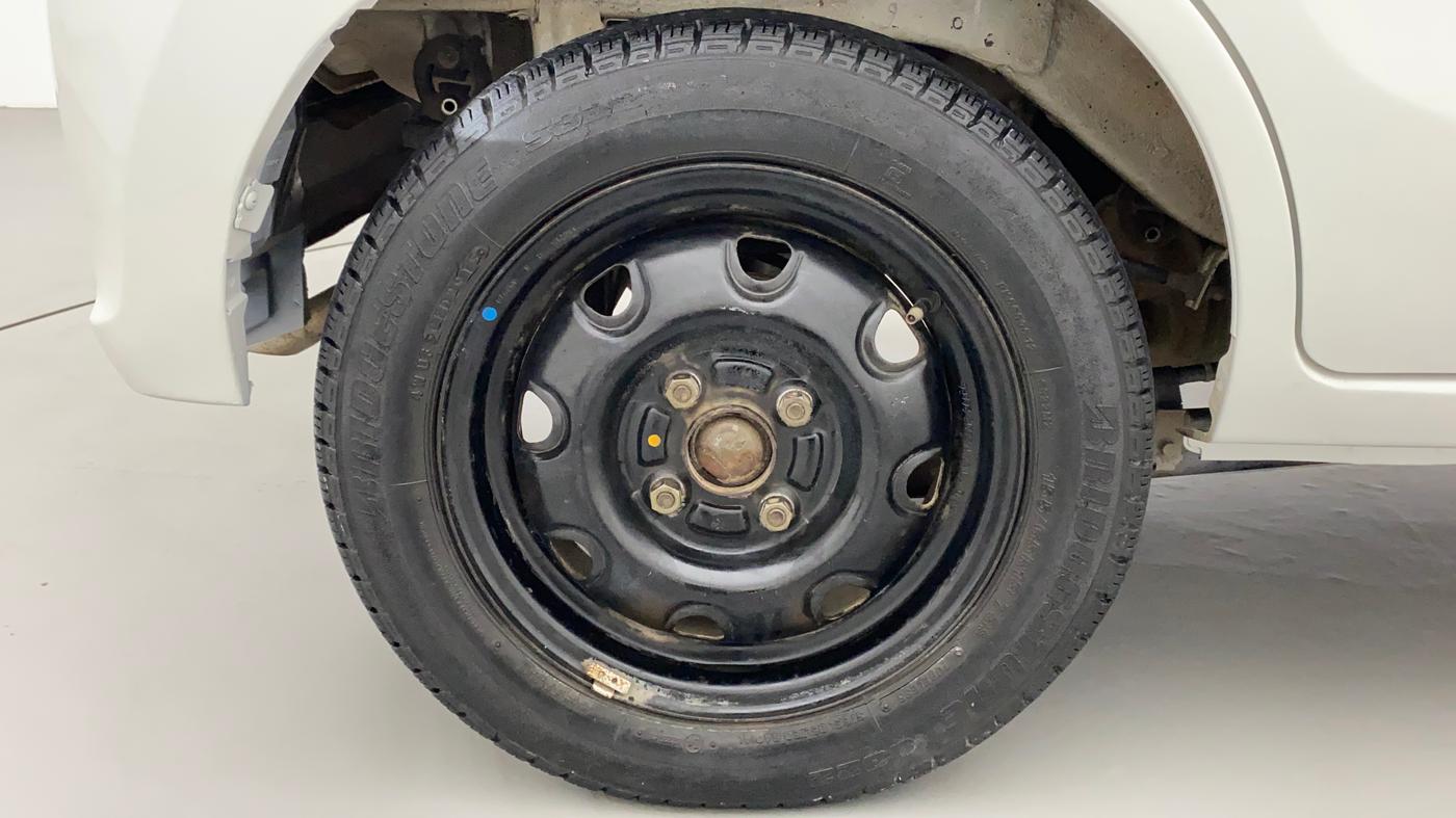 2015 Maruti Alto K10 VXI, CNG, Manual, 49,477 km, Right Rear Wheel