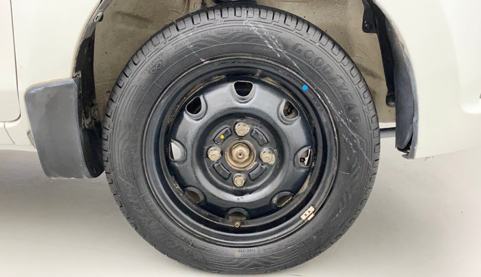 2015 Maruti Alto K10 VXI, CNG, Manual, 49,477 km, Right Front Wheel