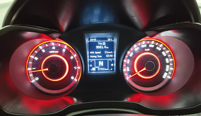 2023 Mahindra XUV300 W8 (O) 1.2 PETROL, Petrol, Manual, 37,292 km, Odometer Image