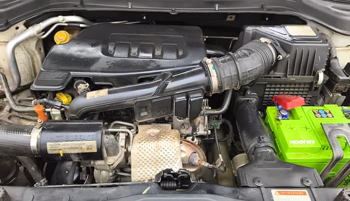 2023 Mahindra XUV300 W8 (O) 1.2 PETROL, Petrol, Manual, 37,292 km, Engine View