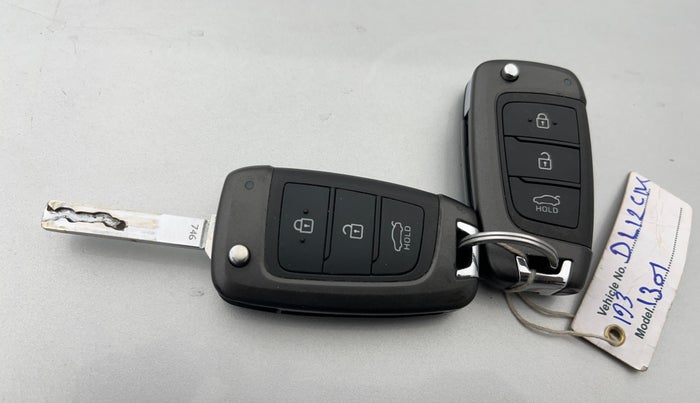 2018 Hyundai Verna 1.6 VTVT SX, Petrol, Manual, 25,790 km, Key Close Up