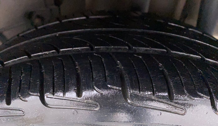 2017 Tata TIGOR Revotron XT, Petrol, Manual, 70,703 km, Left Rear Tyre Tread