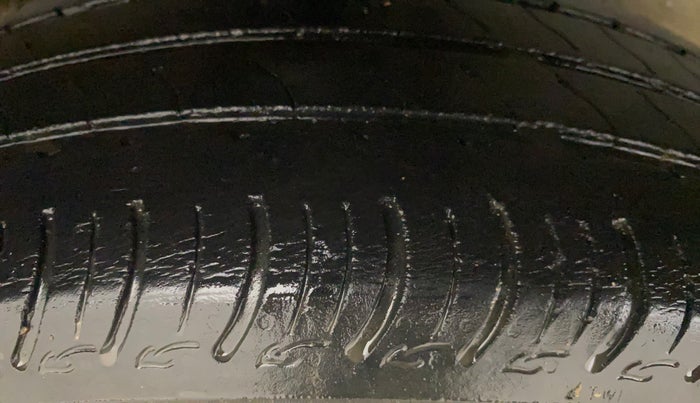 2022 Maruti New Wagon-R ZXI PLUS 1.2, Petrol, Manual, 60,955 km, Right Rear Tyre Tread