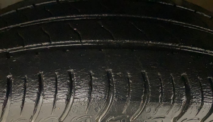 2022 Maruti New Wagon-R ZXI PLUS 1.2, Petrol, Manual, 60,955 km, Left Front Tyre Tread