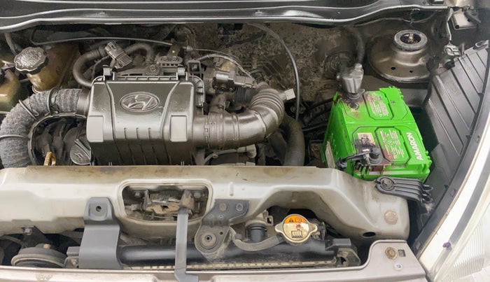 2013 Hyundai Eon MAGNA +, Petrol, Manual, 1,20,028 km, Engine View - Left