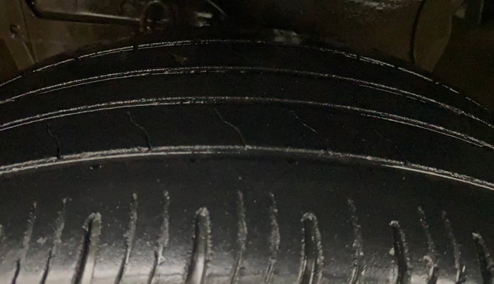 2022 Maruti Vitara Brezza ZXI PLUS AT SHVS, Petrol, Automatic, 77,009 km, Left Front Tyre Tread