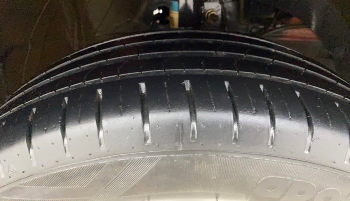 2023 Maruti Baleno ZETA 1.2 AGS, Petrol, Automatic, 7,438 km, Right Front Tyre Tread