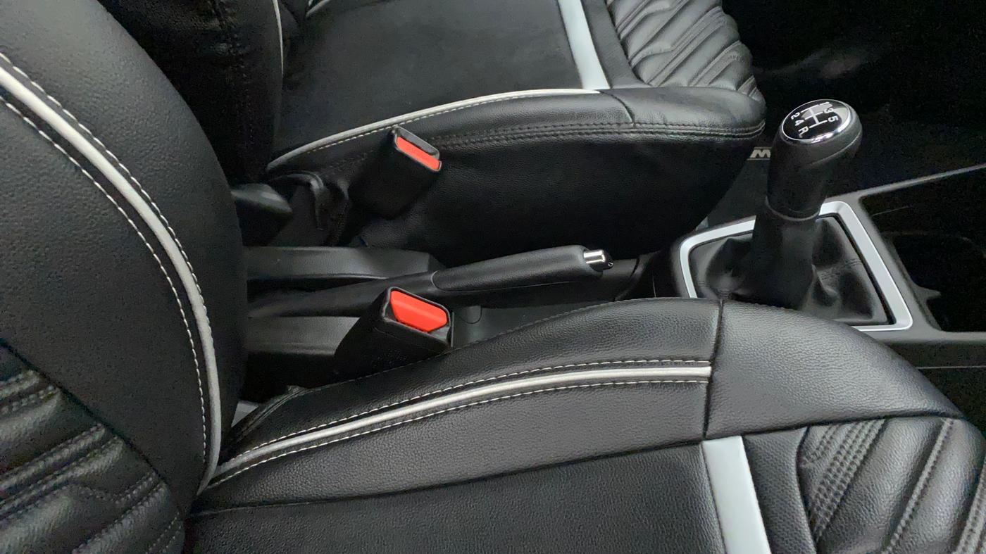 2023 Maruti Swift VXI, Petrol, Manual, 3,358 km, Gear Lever