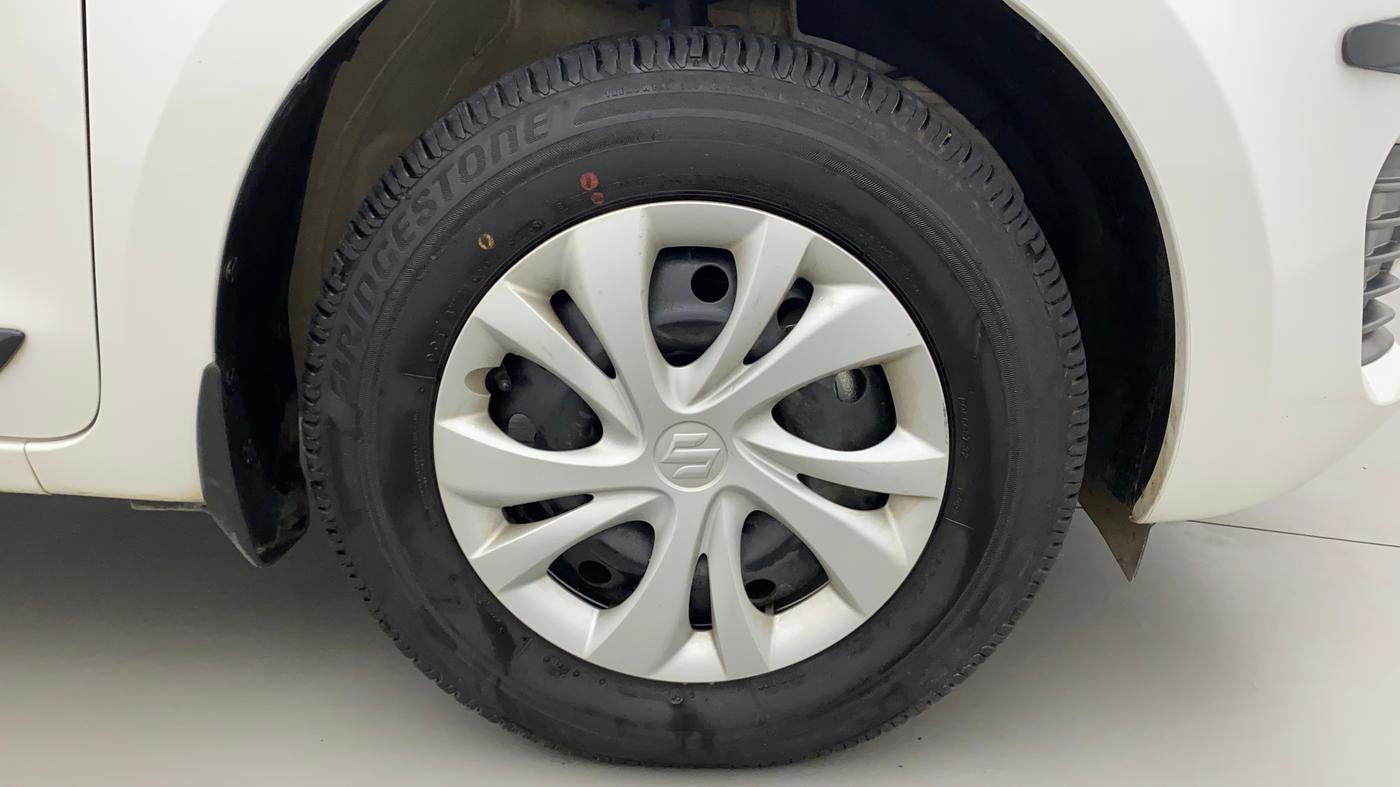 2023 Maruti Swift VXI, Petrol, Manual, 3,358 km, Right Front Wheel