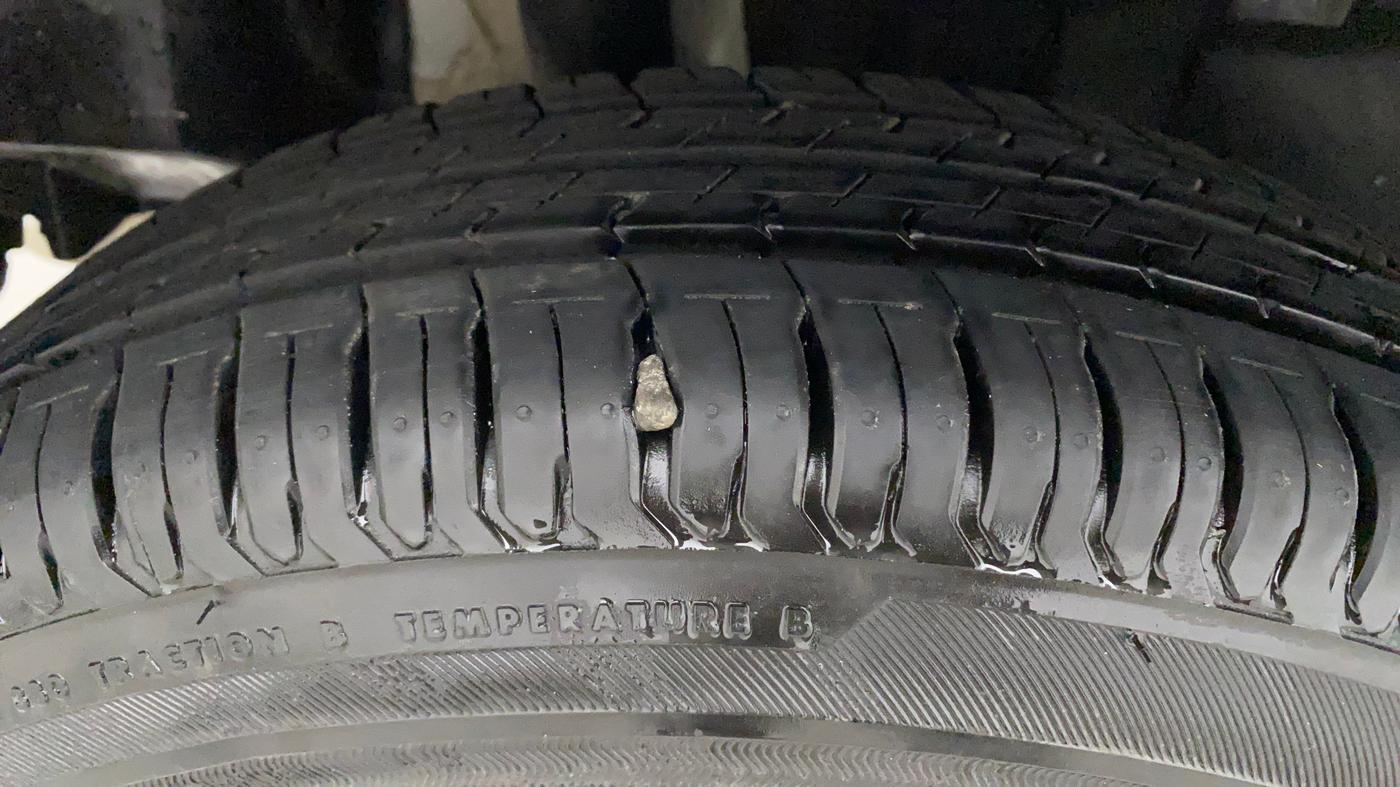 2023 Maruti Swift VXI, Petrol, Manual, 3,358 km, Right Rear Tyre Tread