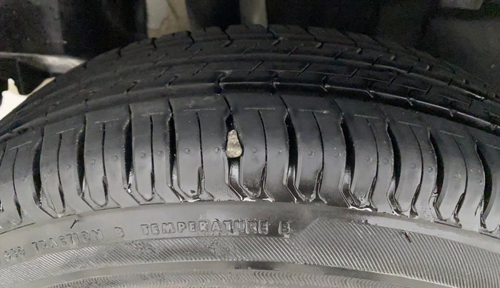 2023 Maruti Swift VXI, Petrol, Manual, 3,358 km, Right Rear Tyre Tread