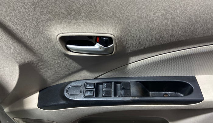 2019 Maruti Celerio VXI CNG, CNG, Manual, 1,12,458 km, Driver Side Door Panels Control