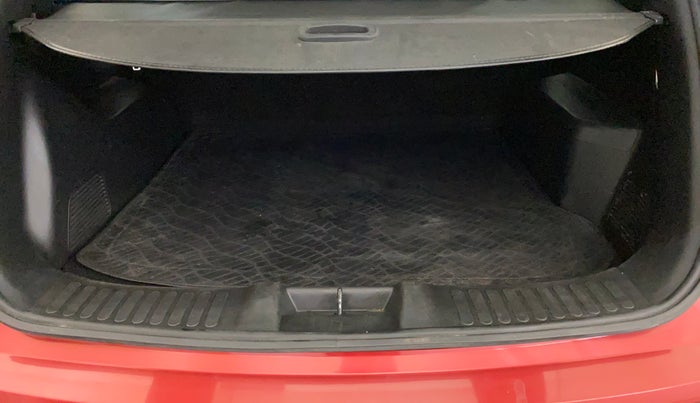 2021 MG HECTOR SHARP 1.5 CVT PETROL DUAL TONE, Petrol, Automatic, 49,520 km, Boot Inside