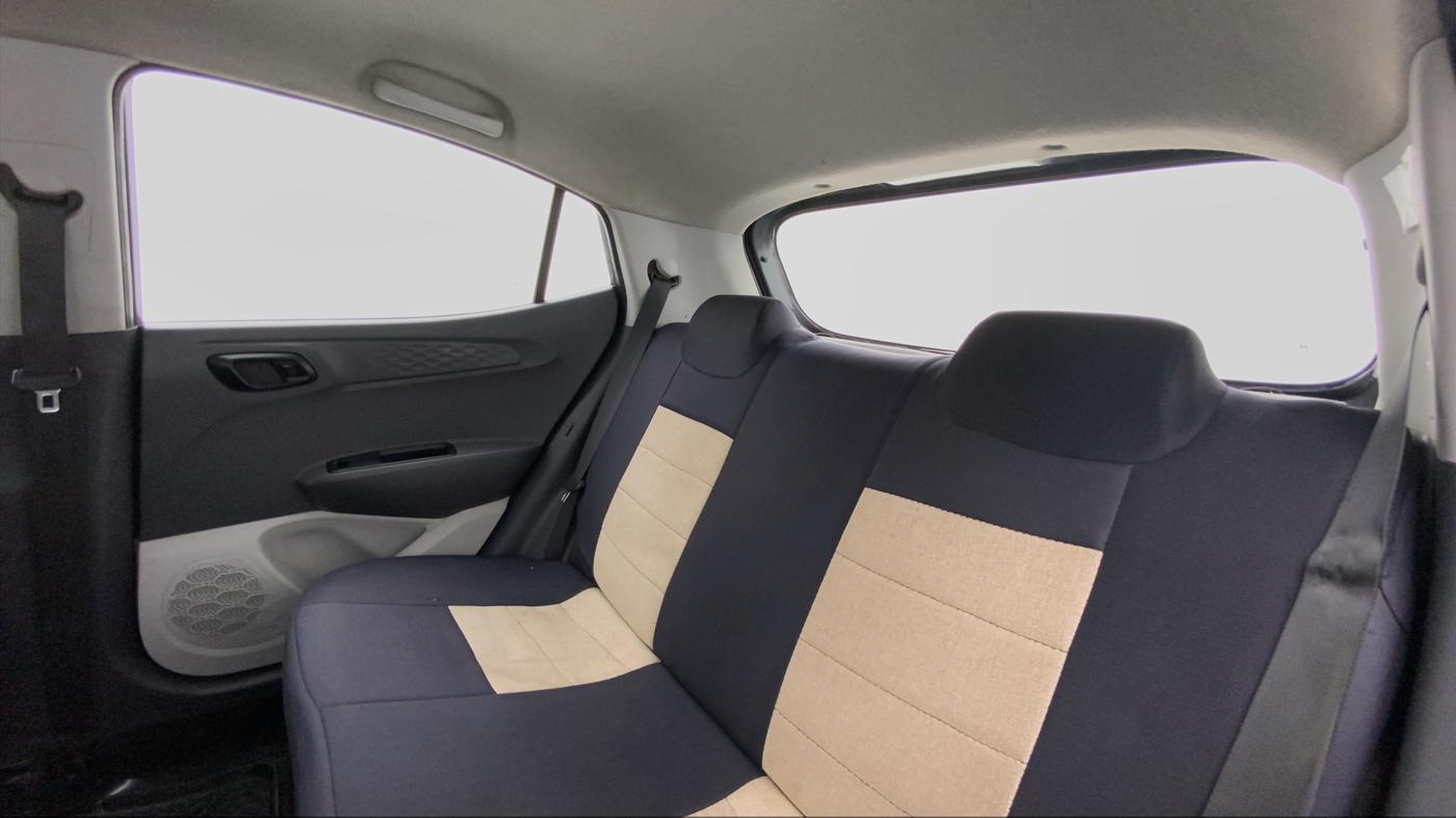 2020 Hyundai GRAND I10 NIOS MAGNA 1.2 MT, Petrol, Manual, 30,010 km, Right Side Rear Door Cabin