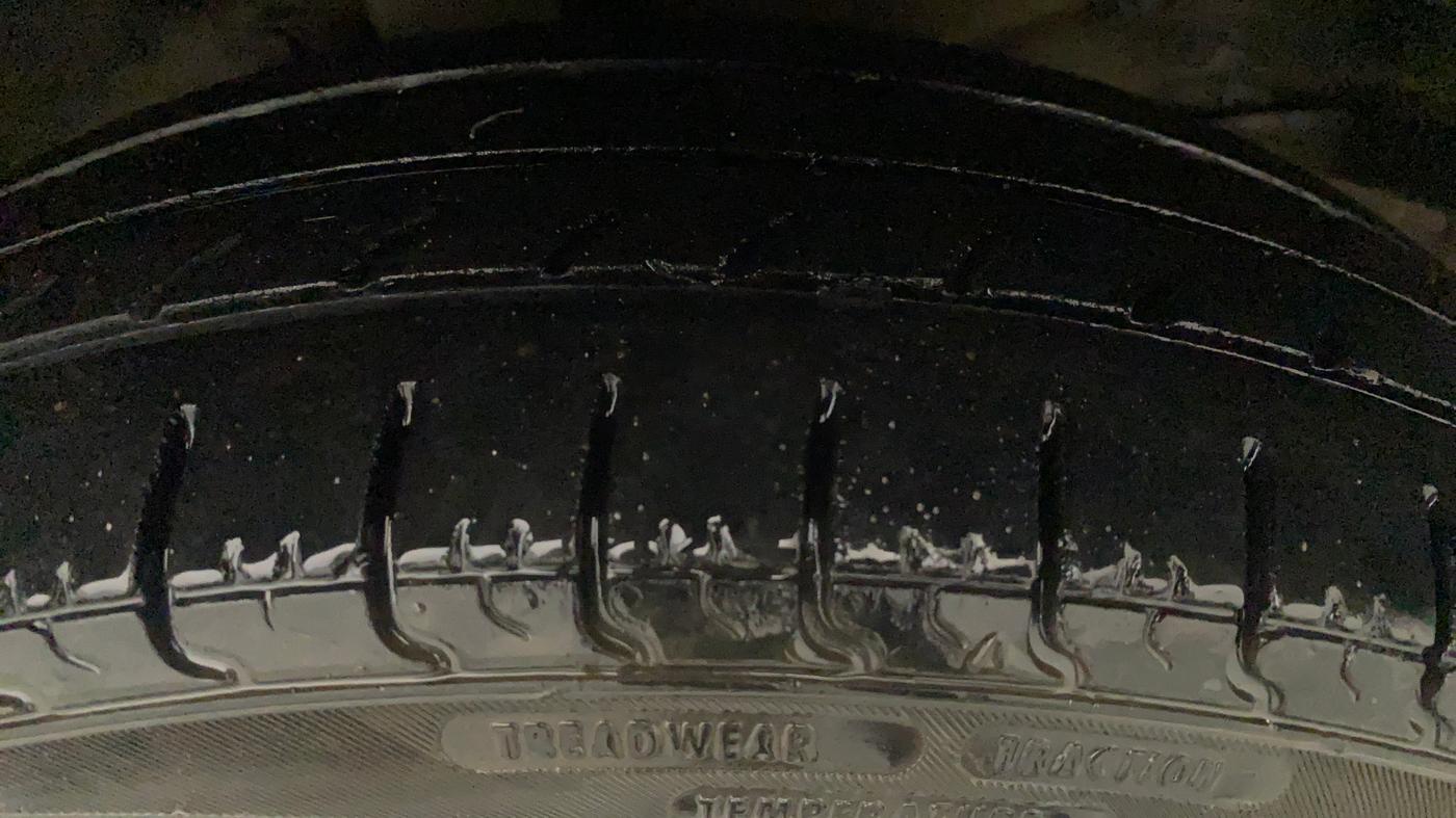 2018 Maruti Wagon R 1.0 LXI CNG, CNG, Manual, 65,313 km, Left Rear Tyre Tread