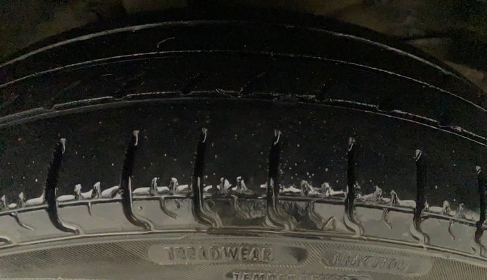 2018 Maruti Wagon R 1.0 LXI CNG, CNG, Manual, 65,313 km, Left Rear Tyre Tread