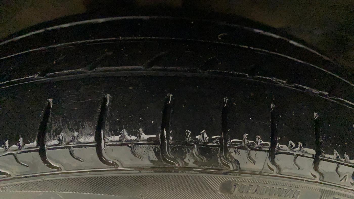 2018 Maruti Wagon R 1.0 LXI CNG, CNG, Manual, 65,313 km, Left Front Tyre Tread