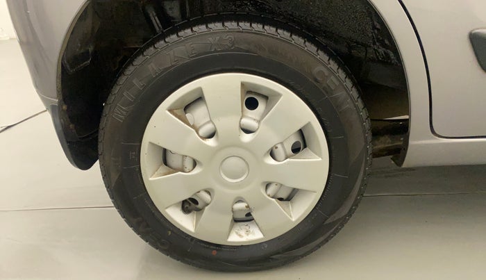2018 Maruti Wagon R 1.0 LXI CNG, CNG, Manual, 65,313 km, Right Rear Wheel