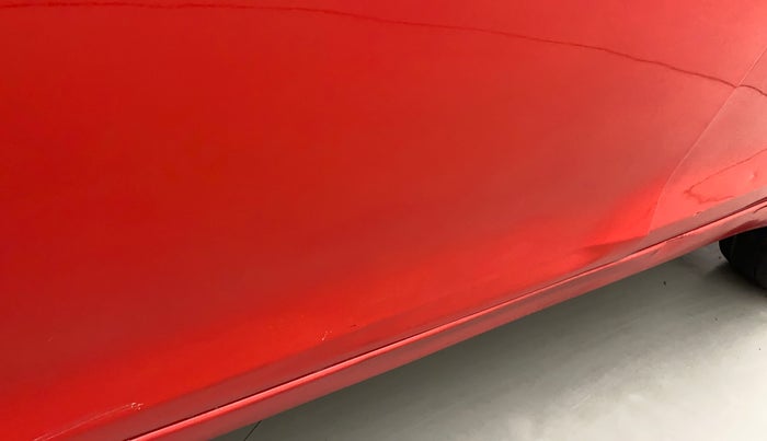 2017 Maruti Swift ZXI, Petrol, Manual, 84,289 km, Front passenger door - Slightly dented