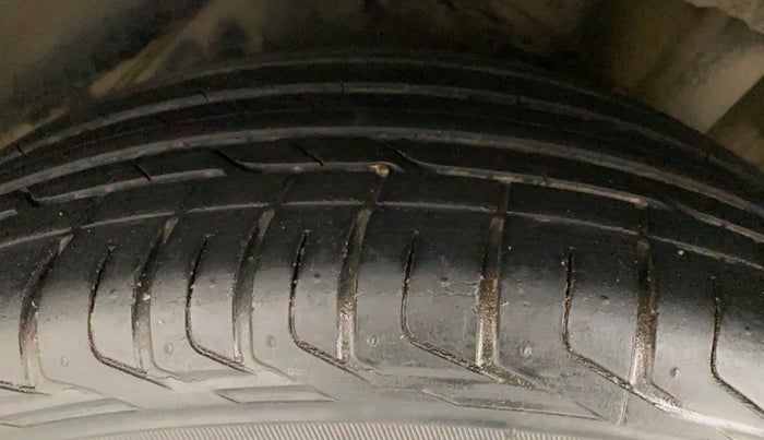 2018 Tata NEXON XZA PLUS DIESEL, Diesel, Automatic, 34,059 km, Left Front Tyre Tread