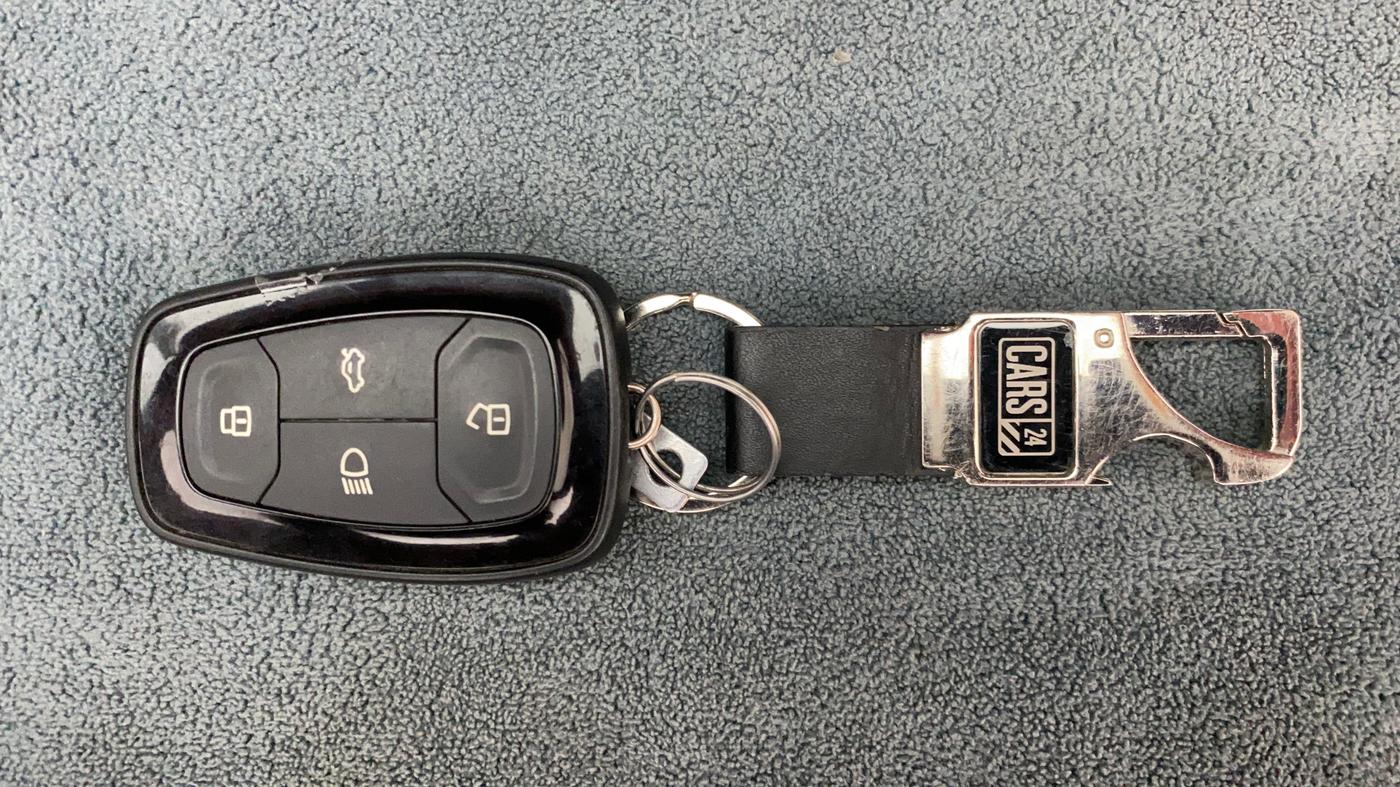 2018 Tata NEXON XZA PLUS DIESEL, Diesel, Automatic, 34,059 km, Key Close Up