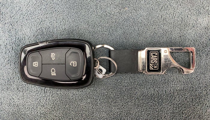 2018 Tata NEXON XZA PLUS DIESEL, Diesel, Automatic, 34,059 km, Key Close Up