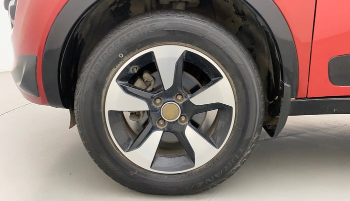 2018 Tata NEXON XZA PLUS DIESEL, Diesel, Automatic, 34,059 km, Left Front Wheel