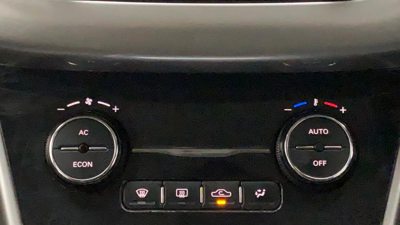 2018 Tata NEXON XZA PLUS DIESEL, Diesel, Automatic, 34,059 km, Automatic Climate Control