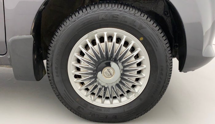 2013 Maruti Alto 800 LXI, Petrol, Manual, 33,353 km, Right Front Wheel
