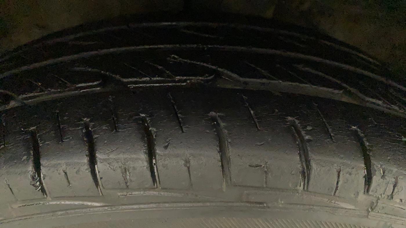 2014 Maruti Wagon R 1.0 LXI CNG, CNG, Manual, 1,06,140 km, Right Rear Tyre Tread