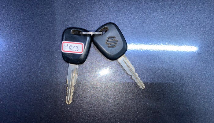 2019 Maruti Alto LXI CNG, CNG, Manual, 97,707 km, Key Close Up