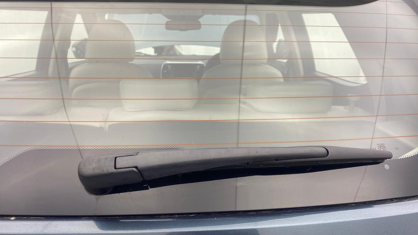 2021 Mahindra XUV300 W8 (O) 1.2 PETROL, Petrol, Manual, 37,567 km, Rear Wiper